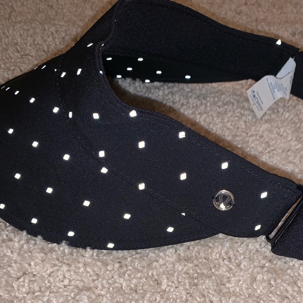 LULULEMON Visor